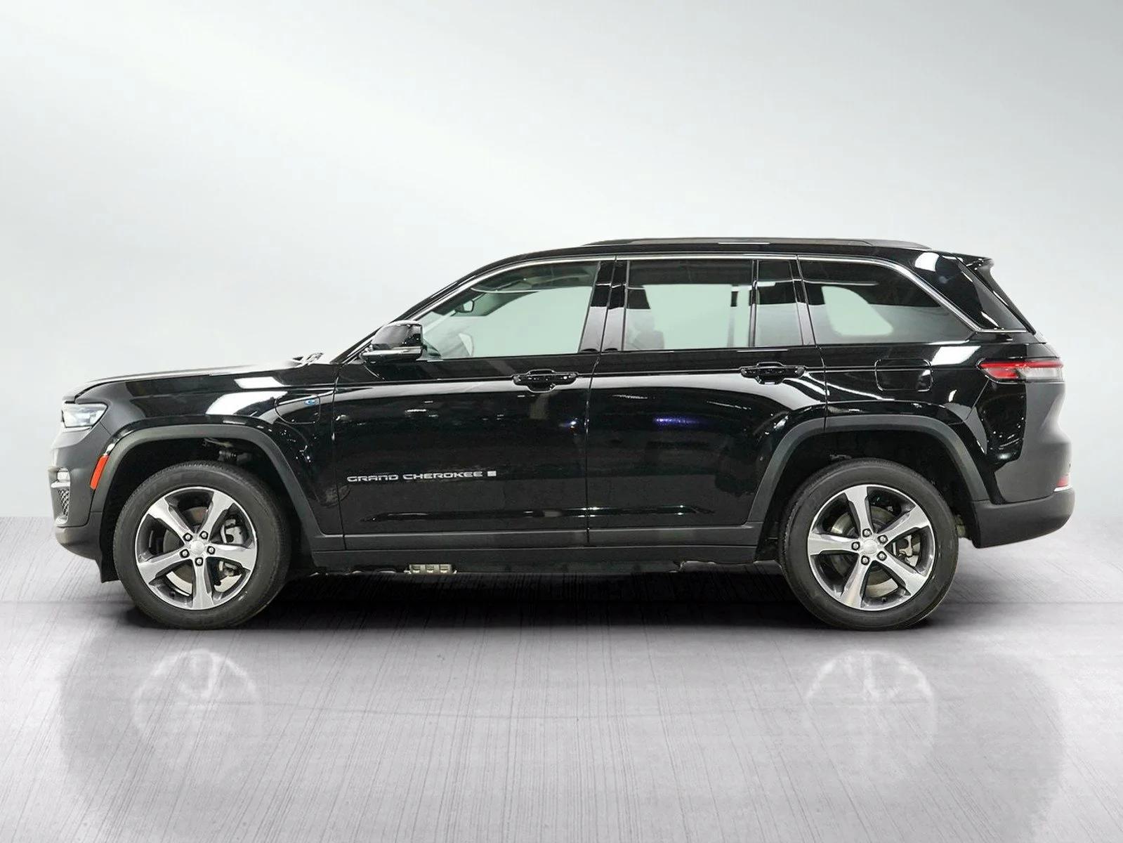 jeep grand cherokee 2024 1C4RJYB67RC711937 image jeep grand cherokee 2024 1C4RJYB67RC711937 image